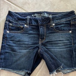 Stretch Denim Shorts in Dark Blue